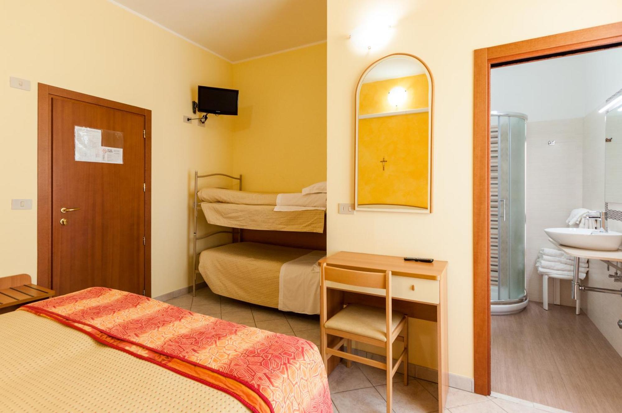 Hotel De La Ville Rimini Extérieur photo