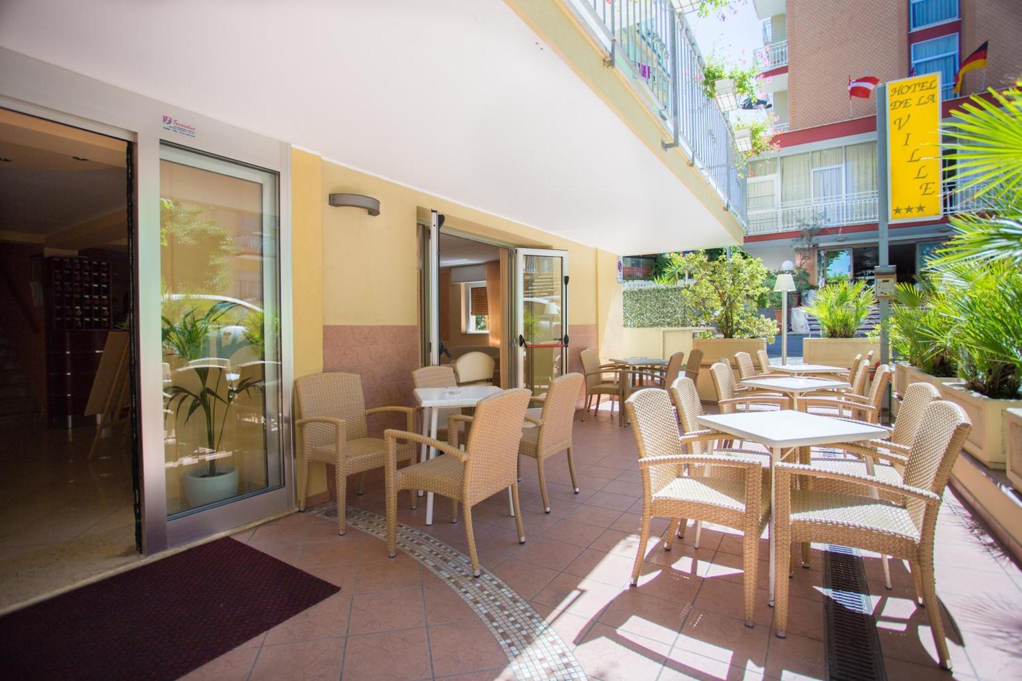 Hotel De La Ville Rimini Extérieur photo